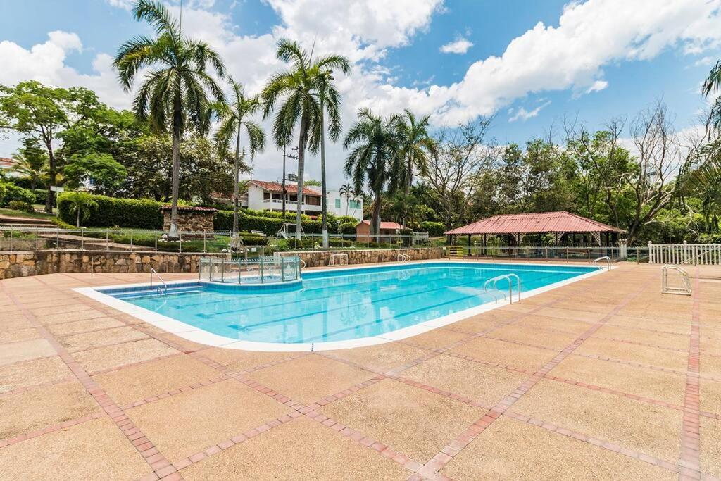 Amazing House Private Swimming Pool & Air Conditioner Villa Melgar
