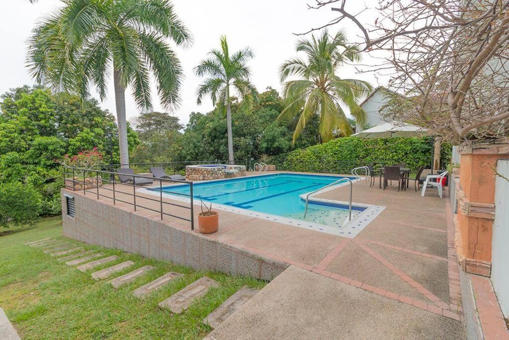 Villa Amazing House Private Swimming Pool & Air Conditioner