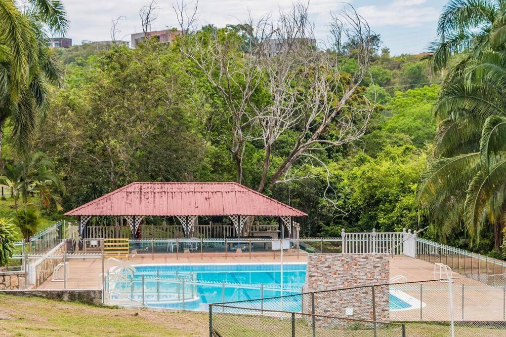 Amazing House Private Swimming Pool & Air Conditioner