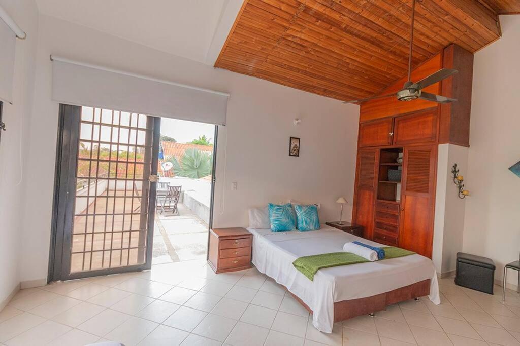 Villa Amazing House Private Swimming Pool & Air Conditioner